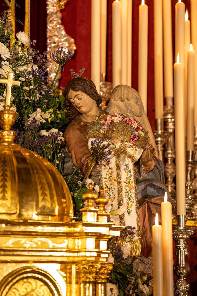 Un altar rociero por los cuatro costaos para Granada.