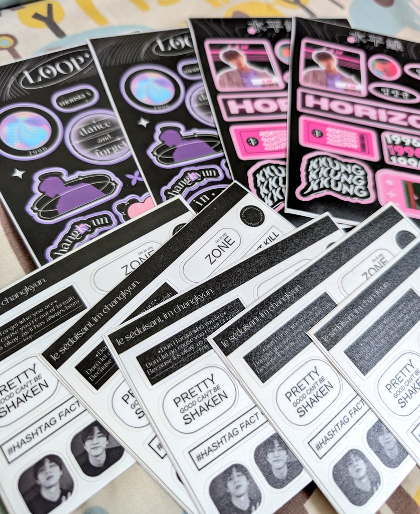 😽 MONSTA X THE X: NEXUS IN JAKARTA
freebies 

Walaupun anaknya lagi wamil, mau bagi paketan stiker lucu 

— dikit aja (10 pack)

bisa langsung rep &amp; ketemuan besok yaa 💜✨
#MONSTAXinJakarta 
#MONSTAX_THEX_NEXUS_JKT