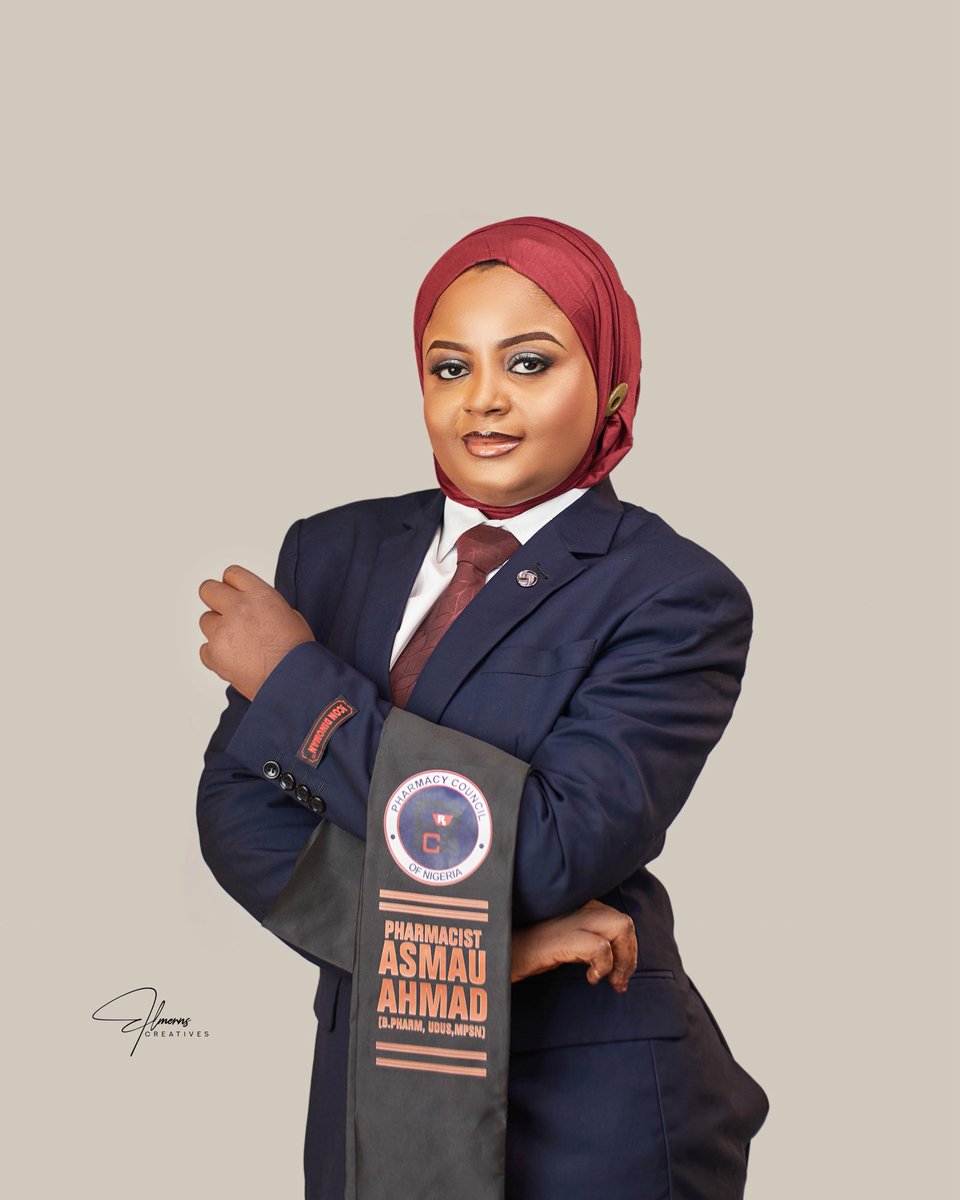 Pharm_husnah's tweet photo. Alhamdulillah, I was successfully inducted into the pharmacy profession by the Pharmaceutical Council of Nigeria on the 15/04/26. All praise and gratitude belong to Allah for this great milestone.
Alhamdulillah, I also emerged as the best graduating female student in Sokoto State https://t.co/mq6A1sTdSI