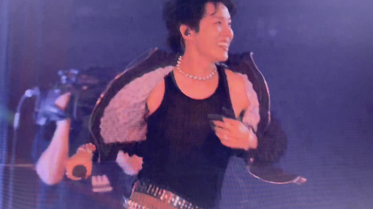 HobiCasa ⊙⊝⊜ARIRANG l🏊‍♂️🔴 YOUR, MY HOPE💖👟 tweet media