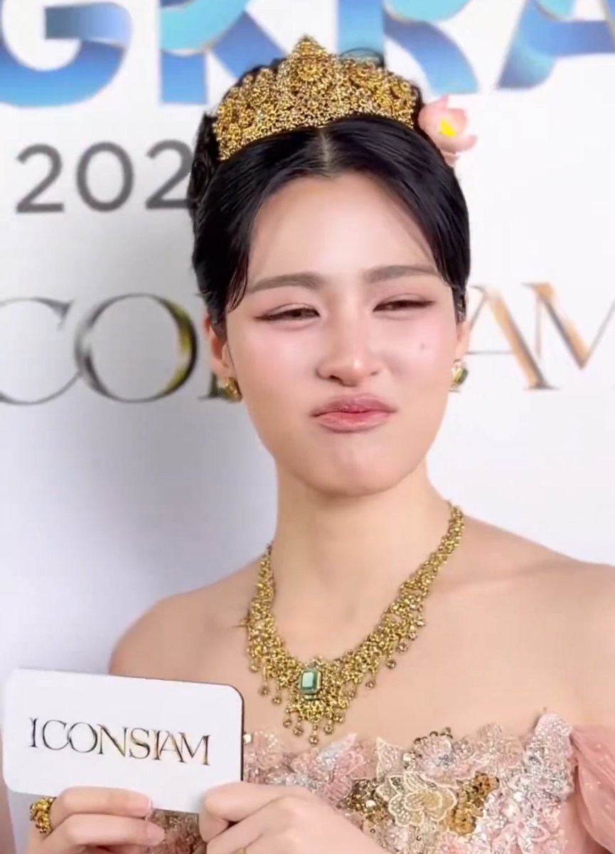 เก้ารัญชน์ tweet media