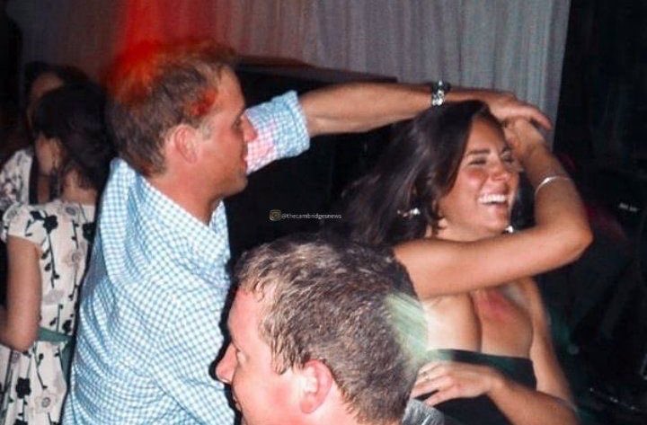 The Romantic Lady tweet media