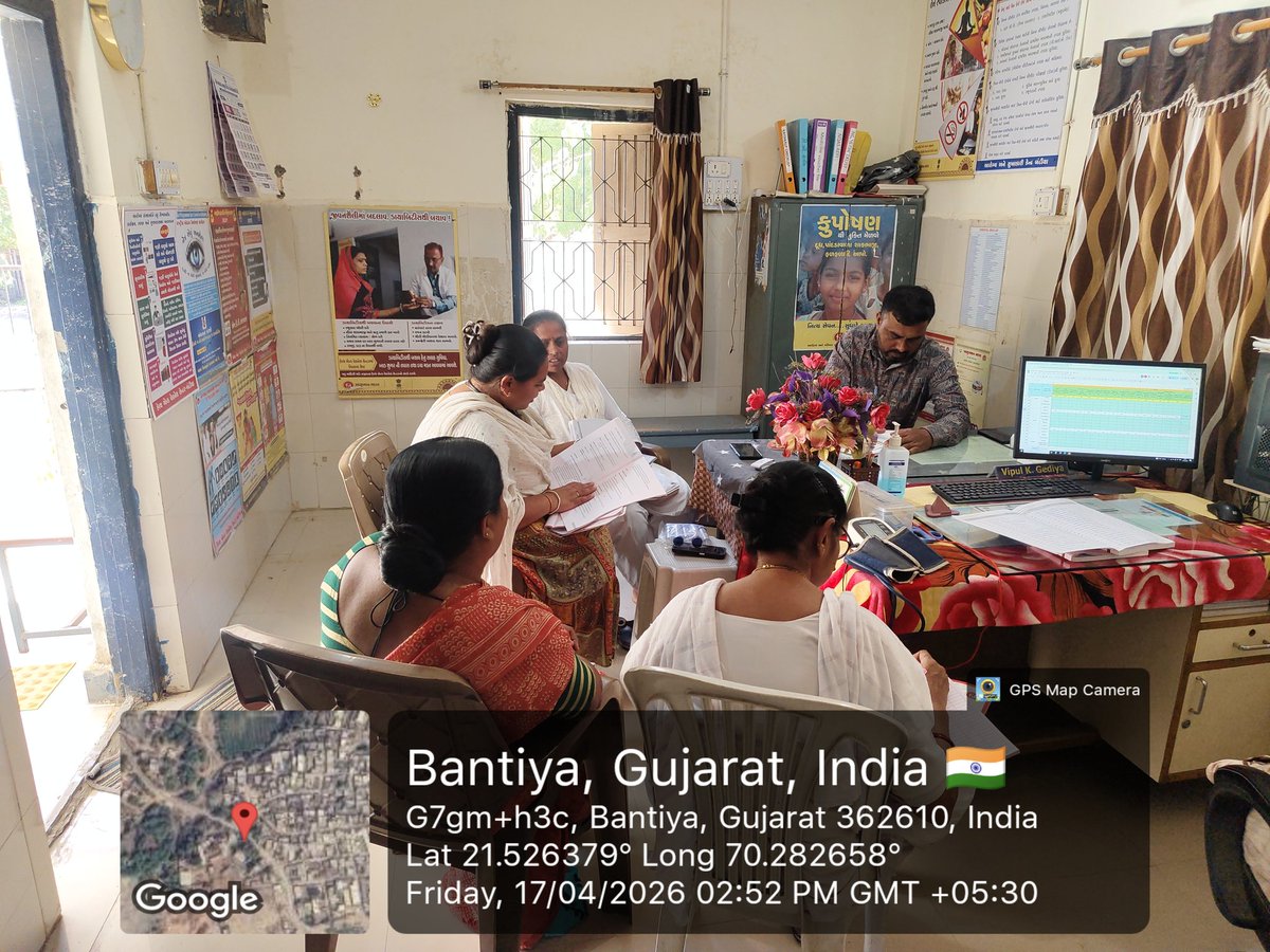 HwcBantiya's tweet photo. આજ રોજ આયુષમાન આરોગ્ય મંદિર બંટીયા ખાતે #SATHITALIM મોડ્યુલ -3  તાલીમ નુ આયોજન કરવામાં આવ્યું અને બધા સ્ટાફ ને તાલીમ આપવામાં આવી અને જરૂરી માર્ગદર્શન આપવામાં આવ્યું.. #SathiTalim #Module3 #HealthForall #HealthAwerness #HealthcareIndia https://t.co/igeS6D5DkR
