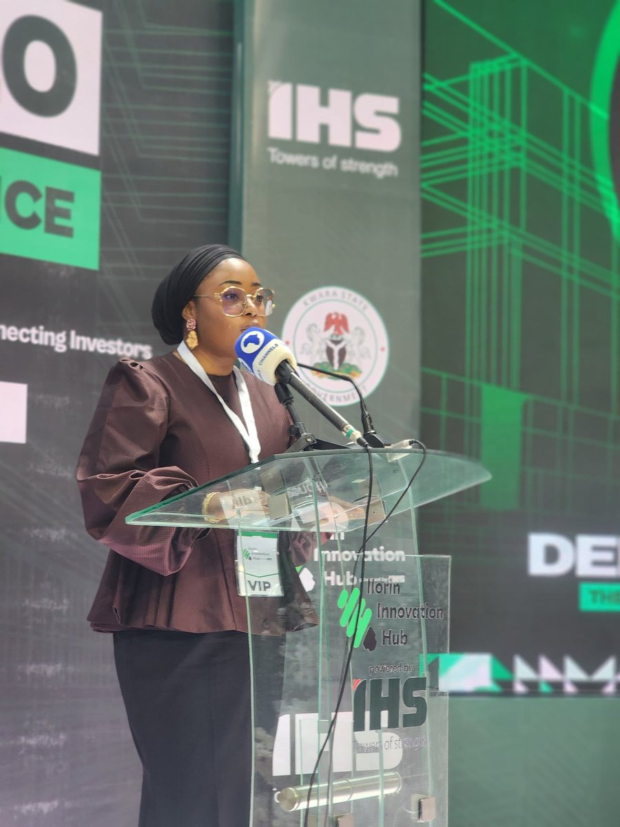 peng_writer's tweet image. The Honourable Commissioner for Business, Innovation and Technology in Kwara state, Mrs. Damilola Adelodun delivering her welcome address at the Ilorin Innovation Hub Demo Day.

#DemoDay #IlorinInnovationHub #ProductShowcase
