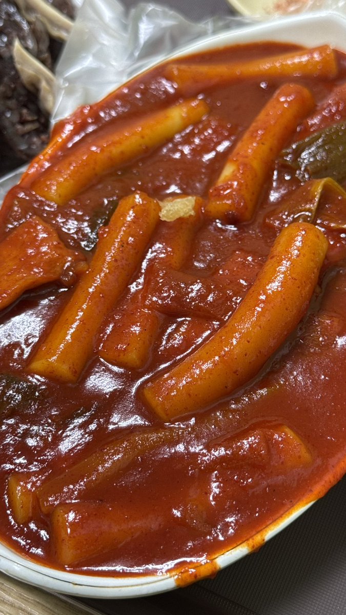 빨덕후 tweet media