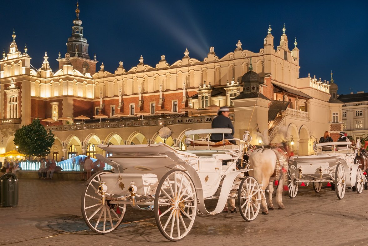PreferredDMCs's tweet photo. Krakow is a beautiful and historic city to visit, and  a leading European City Break location!
.
It keeps being the jewel it’s always been - one of the most beautiful cities in Europe, and one of the top destinations for MICE on our continent.

Contact our member Jan-Pol DMC! https://t.co/ApNo7bH2j4