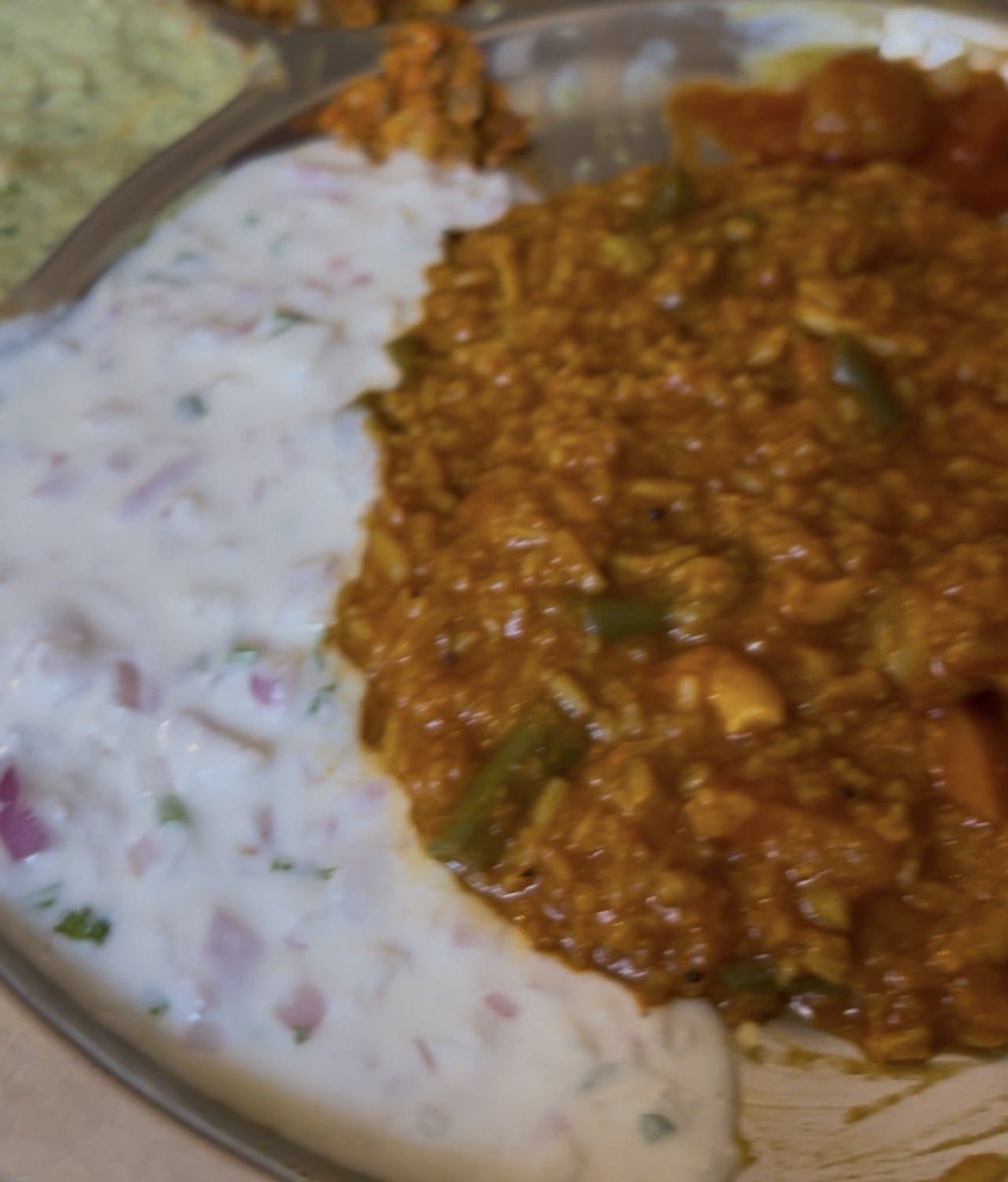 PantryCar's tweet image. The Mavalli Tiffin Rooms ♥️

The BEST grape juice, Saagu and BBB! 🤤

#Bengaluru #MTR #Foodie #vegetarian #Lunch