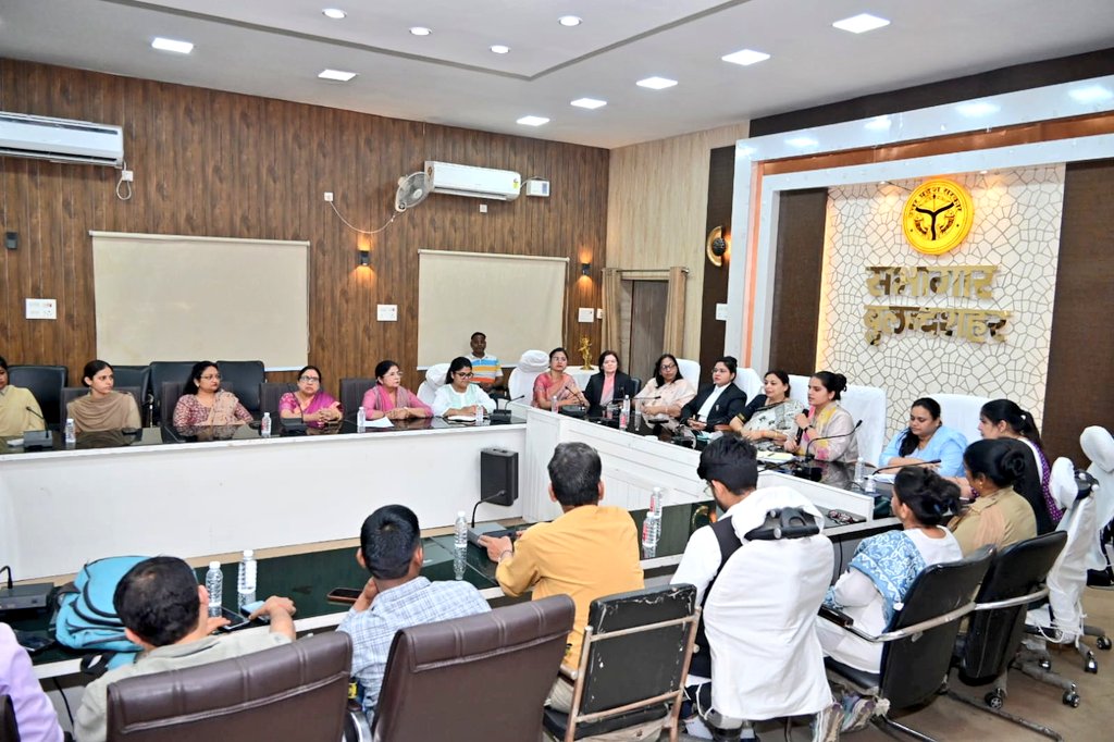 DM Bulandshahr tweet media