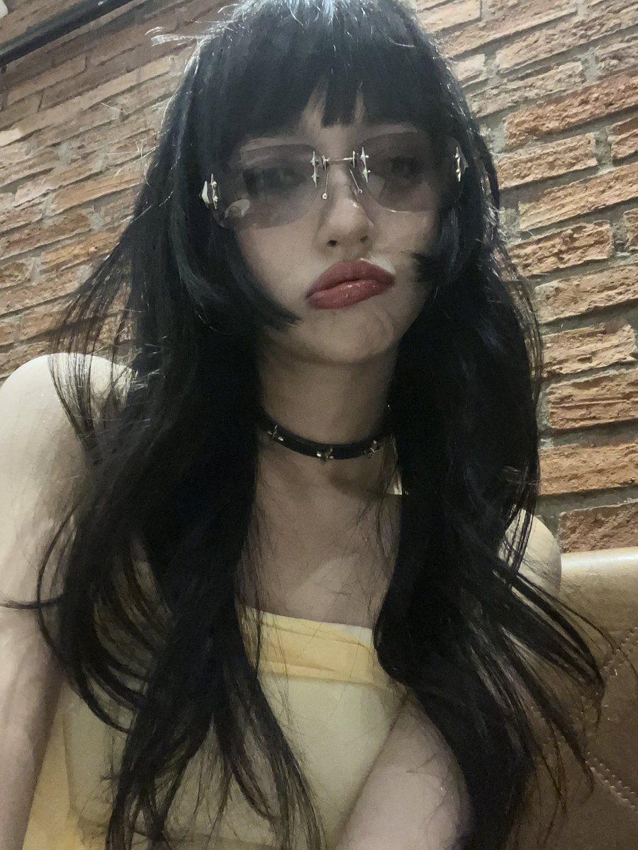 INDAHKUS tweet media