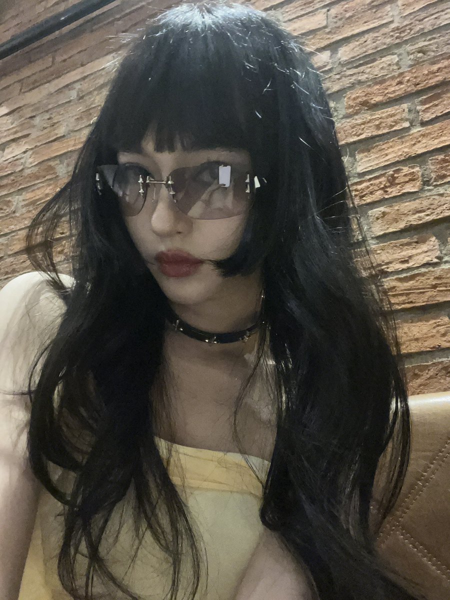 INDAHKUS tweet media