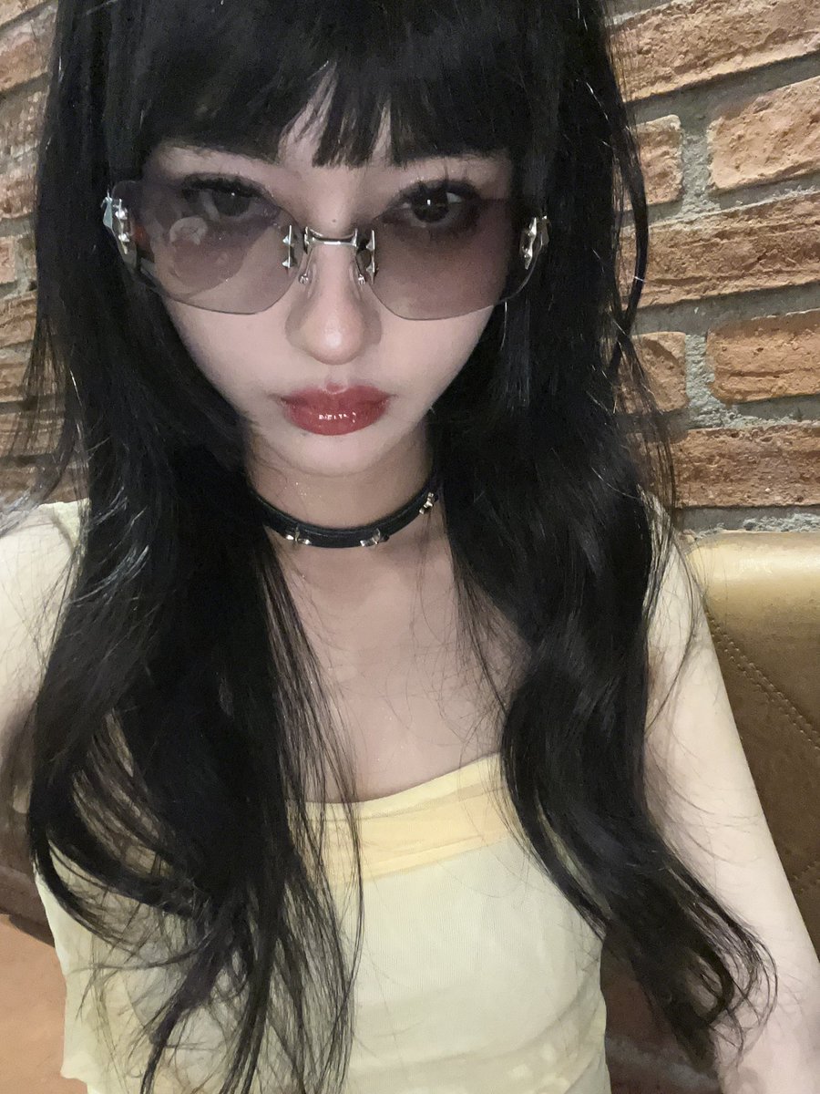 INDAHKUS tweet media