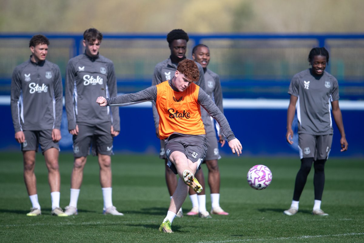 Everton Academy tweet media