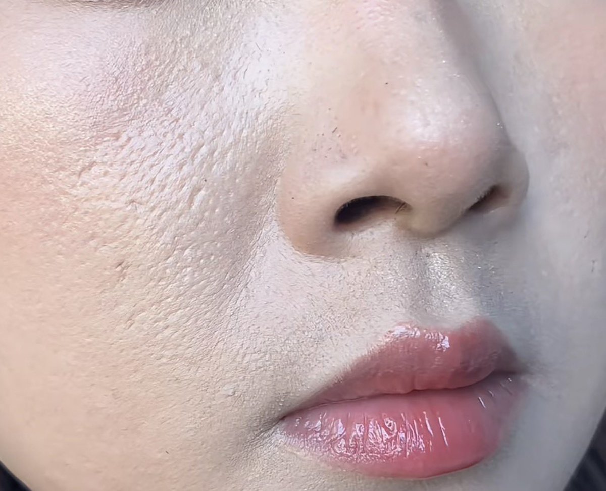 lαrα✨️ tweet media