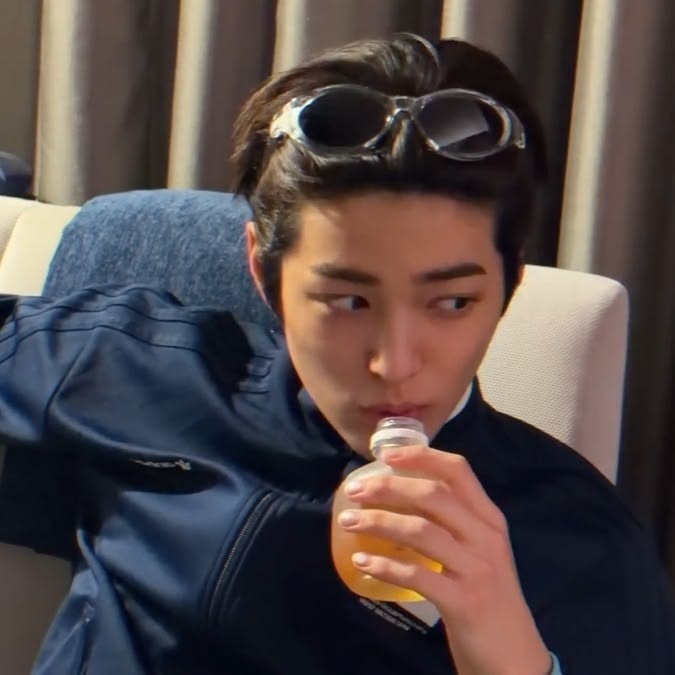 Woodsy Corner. tweet media