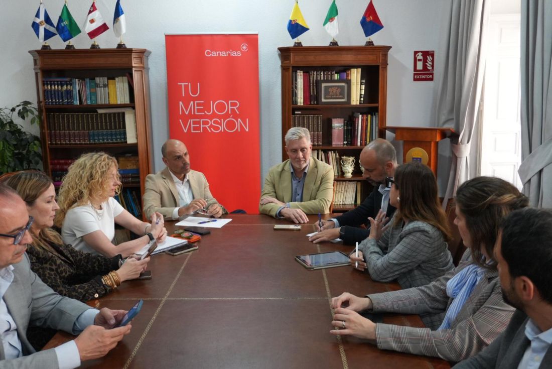 RadiosolMasp's tweet image. Proexca impulsa en Madrid alianzas para reforzar el sector audiovisual en Canarias. @PresiCan #sector #audiovisual #Canarias n9.cl/6pycs