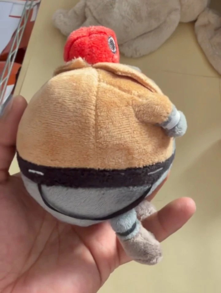 heybourbonn's tweet image. [🇮🇩 GO]
DC Universe Jason Todd Round Body Mini Fatson 15cm

⏰ Close: 24 April 2026 16.00 WIB ~ SOLD
💸 190k DP 125k | $18 /pcs

✅ est Harga Bersih INA (shiptax+pack)
❌️ Ongkir / adm 🍊 
🛒 DM to order

#JasonTodd #DCUniverse