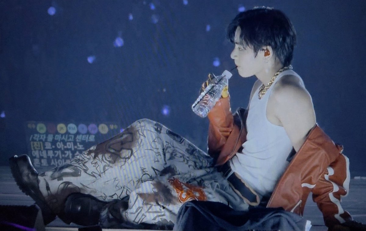 Stream For Taehyung tweet media