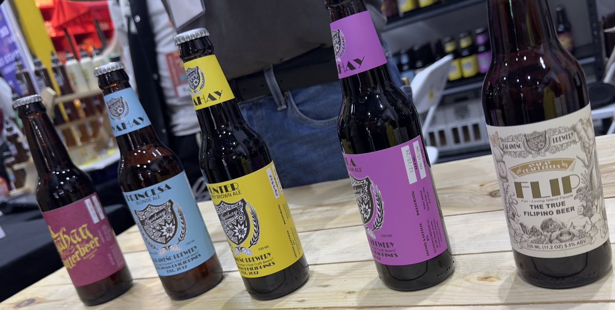 💙🩵🩷🖤 tweet media