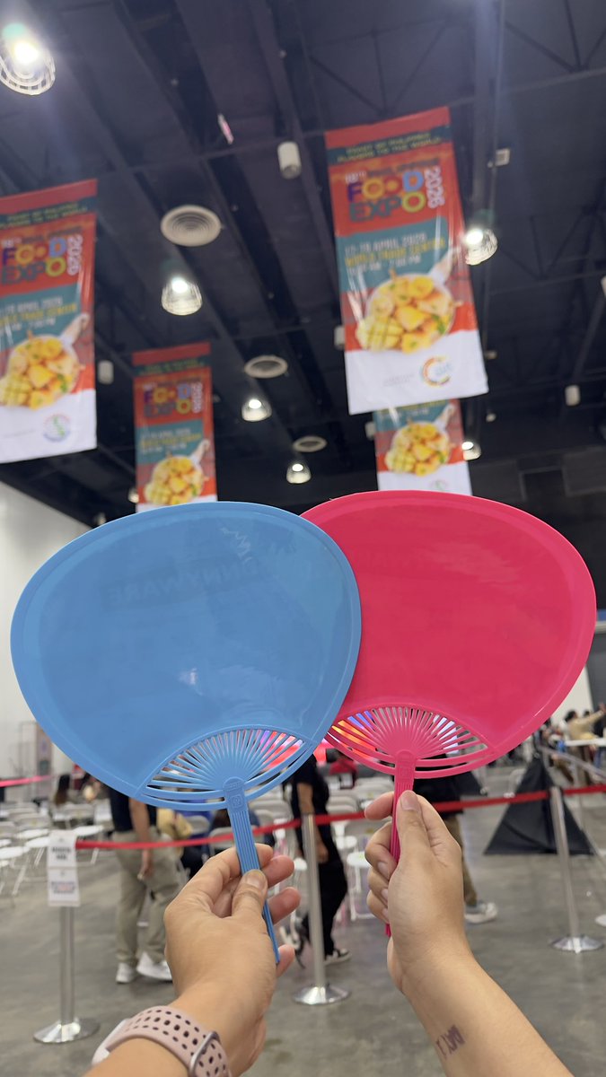 💙🩵🩷🖤 tweet media