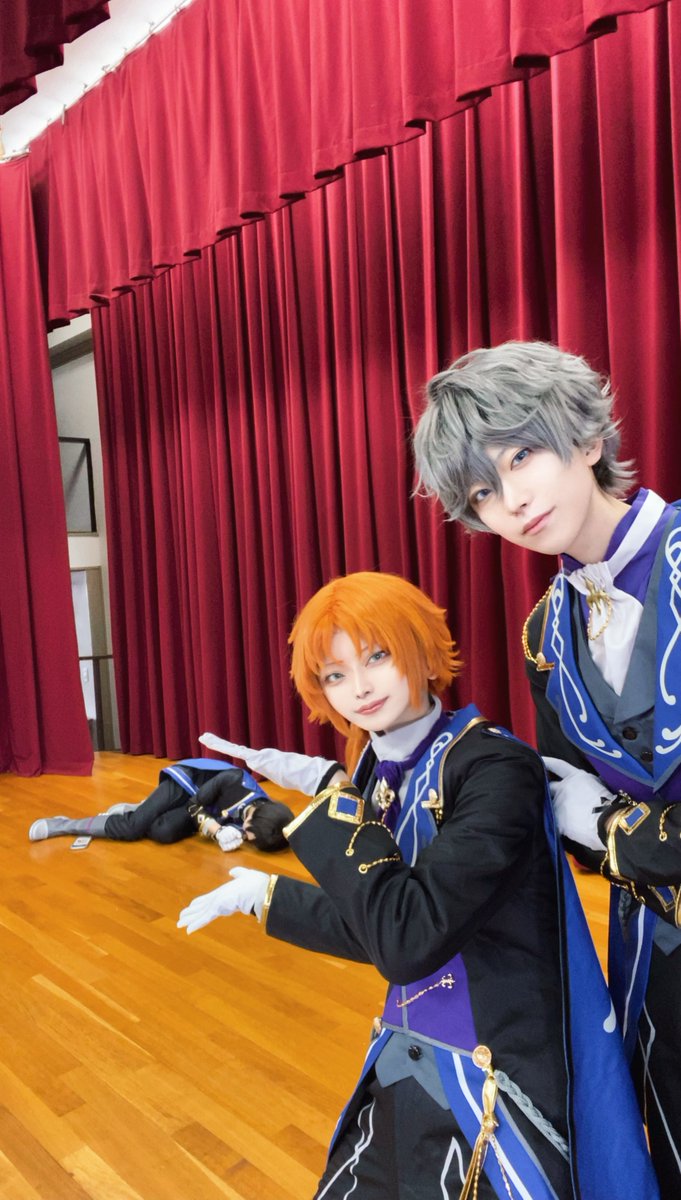 𝜗𝜚 tweet media