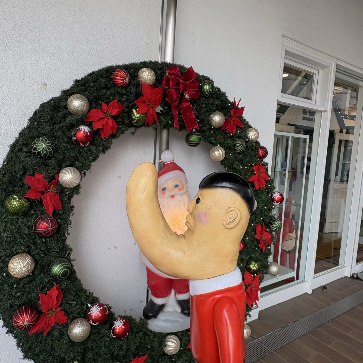 『屁々withサンタ🌙🎅』

#暗黒エンターテイメント
#闇玩具を置けばそこはもう異世界