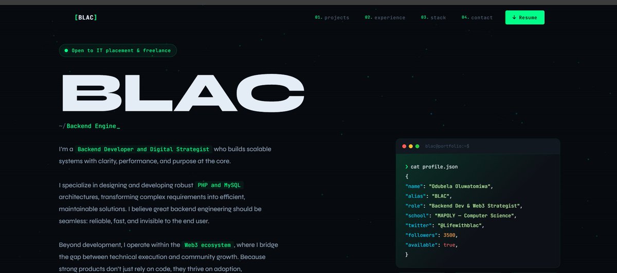 ᗷᒪᗩᑕ🎩 tweet media