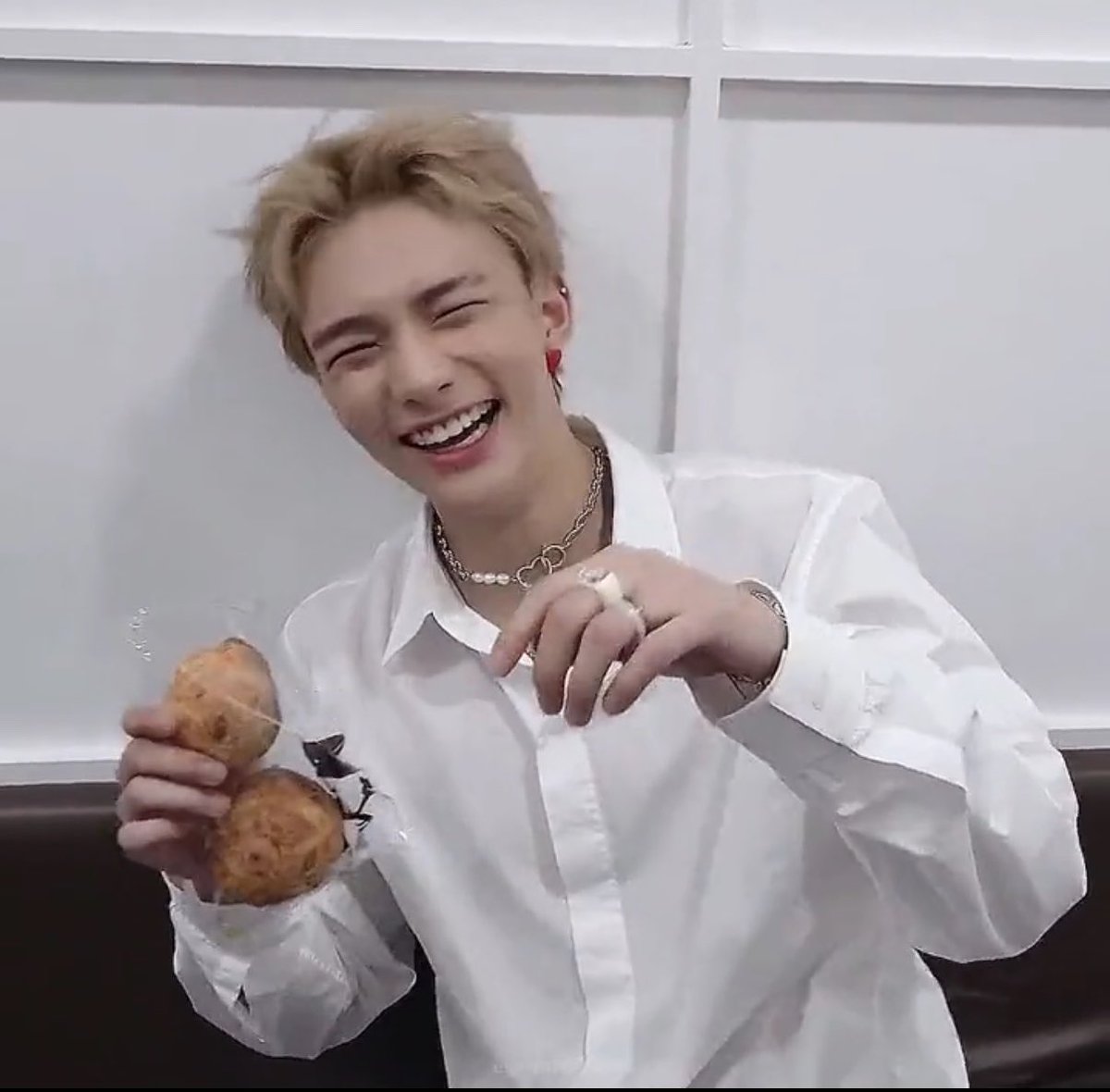 ゆーり🥟🥝🦔❤︎- ̗̀☾⋆ ̖́-☆* tweet media