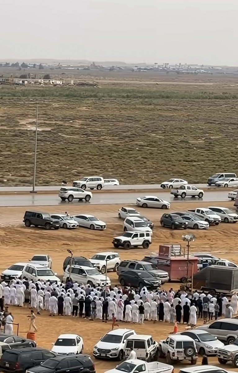 obd008's tweet photo. #جمعه_طيبه
دع صلاتك من اولوياتك وحافظ عليها . سوء في طلعات البر او مشاهدات الامطار وغيرها .. سوف تزيد سعادتك سعاده وراحه باذن الله . https://t.co/f9vAYQtfjx