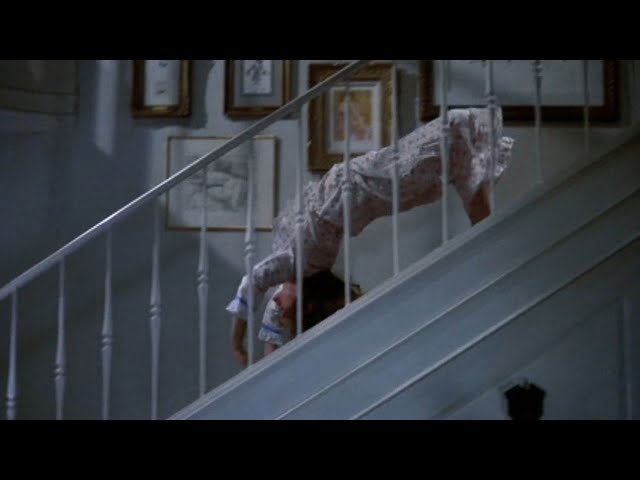 最近の我が子寝室まで行かないので、
1人が怖がらせて(楽しめる範囲で)、もう一人がお子を抱えて寝室まで逃げるイベントになっているのですが

怖さ耐性が元々強くて本気で怖がらせないとダメなのがやばい

全力でエクソシストして息上がってます