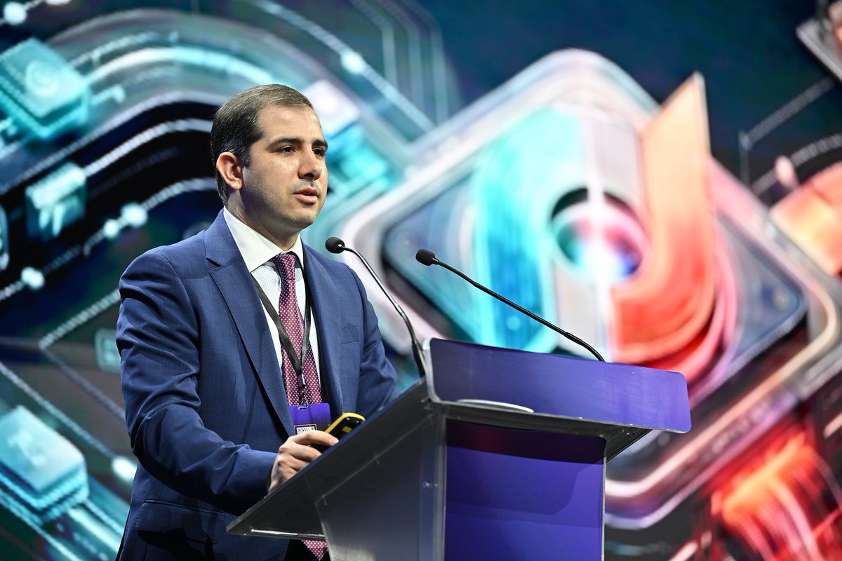 srcarmenia's tweet photo. At the #DoingDigitalForum, SRC Chairman Eduard Hakobyan stated that ongoing reforms aim not only to modernize systems but to create a unified #digital ecosystem, integrating tax and customs services to support #economic integration and #innovation. https://t.co/Km6IFMZxLK