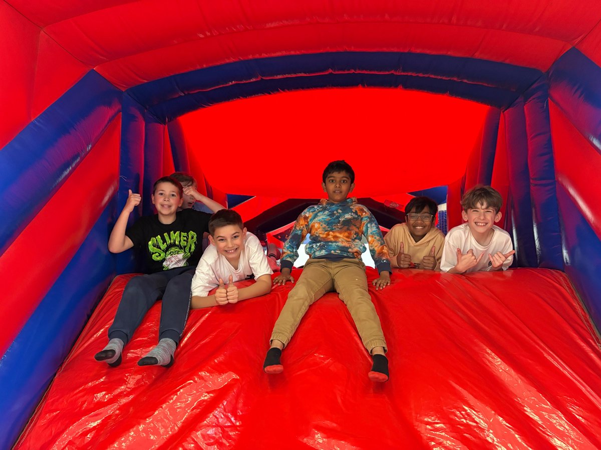 Leechapelsch's tweet image. Crazy times in the sports hall as year 5 enjoy some inflatable fun 🤩🤪 

#weareleechapel #inflatables