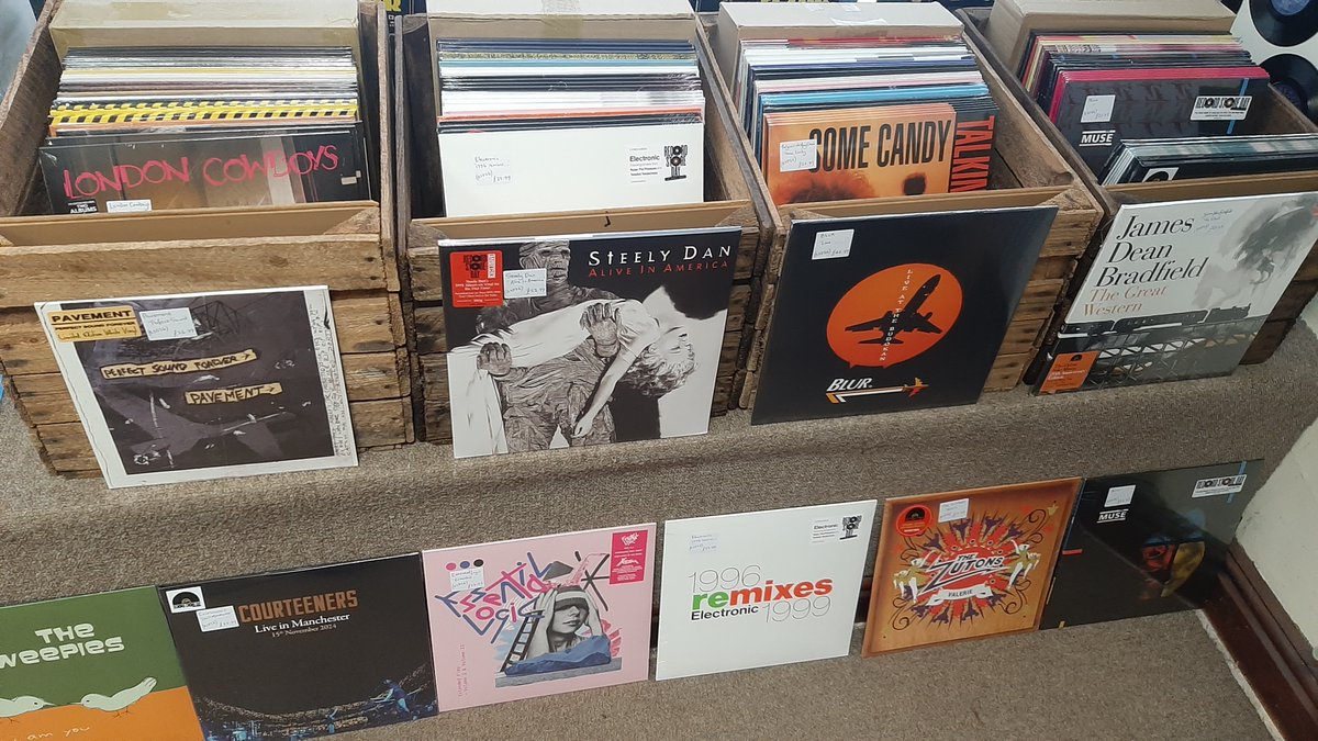 Vinyl Cafe Carlisle tweet media