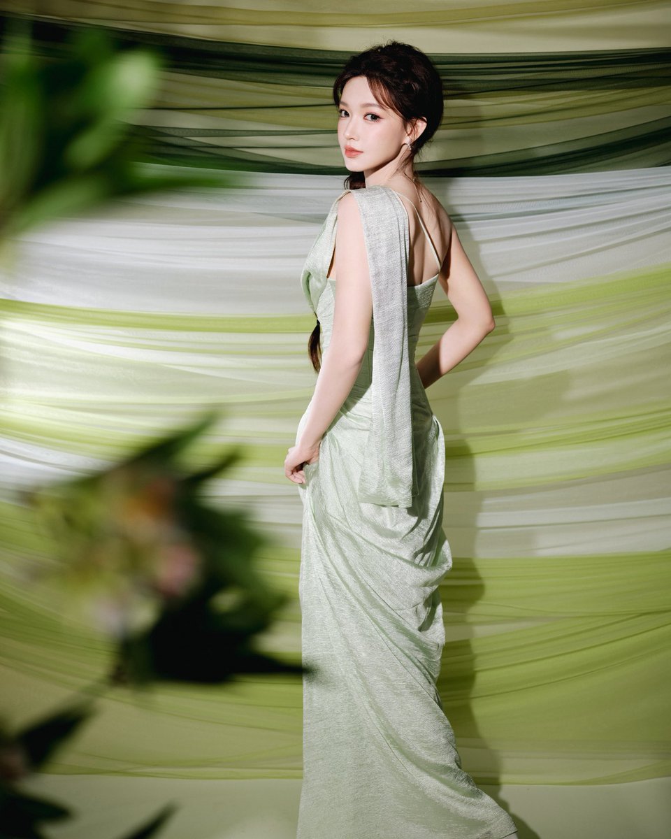 xiaoxiaomiii_'s tweet image. More photos of #ChengXiao for tonight’s livestream 

#성소 
#程潇