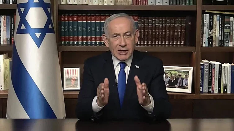 Mario Nawfal tweet media