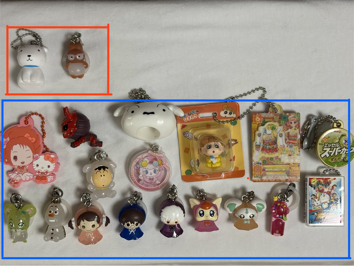 2Idq21's tweet photo. ガチャガチャ たまごっち クレヨンしんちゃん プリキュア アイカツ

譲→1、2枚

求→買取(PayPay)＞交換
         🟥→初期傷あり 200円/個
         🟦→袋なし 250円/個
          2枚目→300円/個

全て上記＋送料となります
お気軽にお声がけください！ https://t.co/nyv84Hpeew