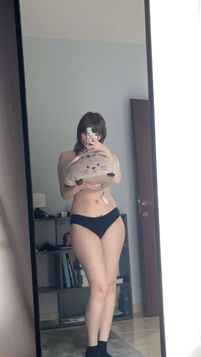 DanBackup4017's tweet photo. Finally done reposting my content from my banned page. Everything after this is new. 
Follow instructions of pinned post and dm for more if interested! still reposting.. https://t.co/haVvvjOc52