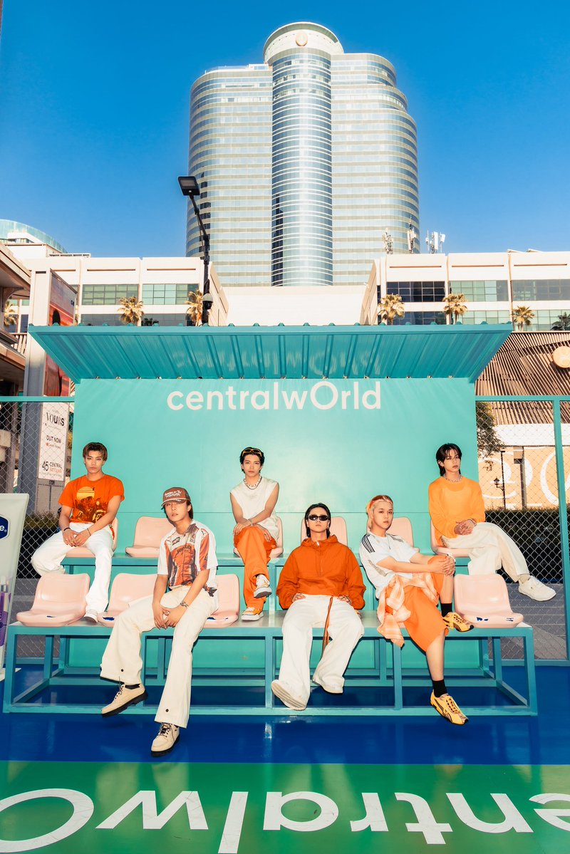 LIL LEAGUE tweet media