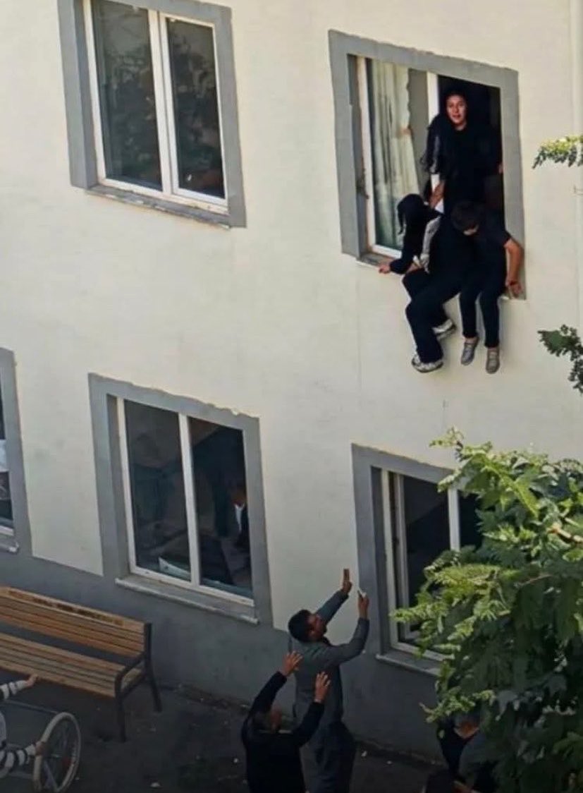 Yezda’🌑 tweet media