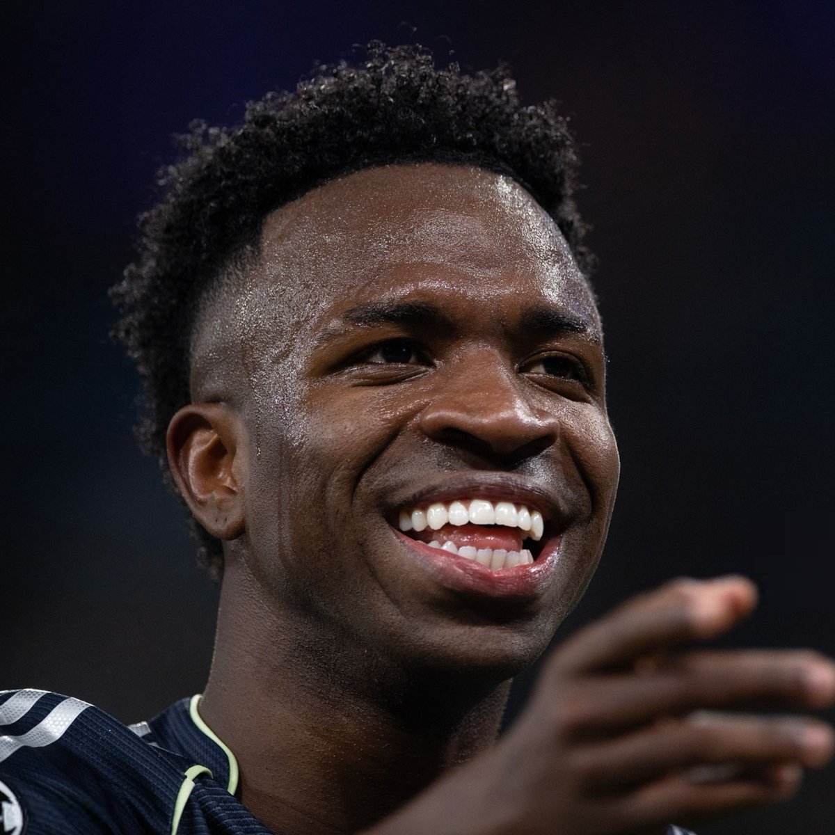 Instant Foot ⚽️ tweet media