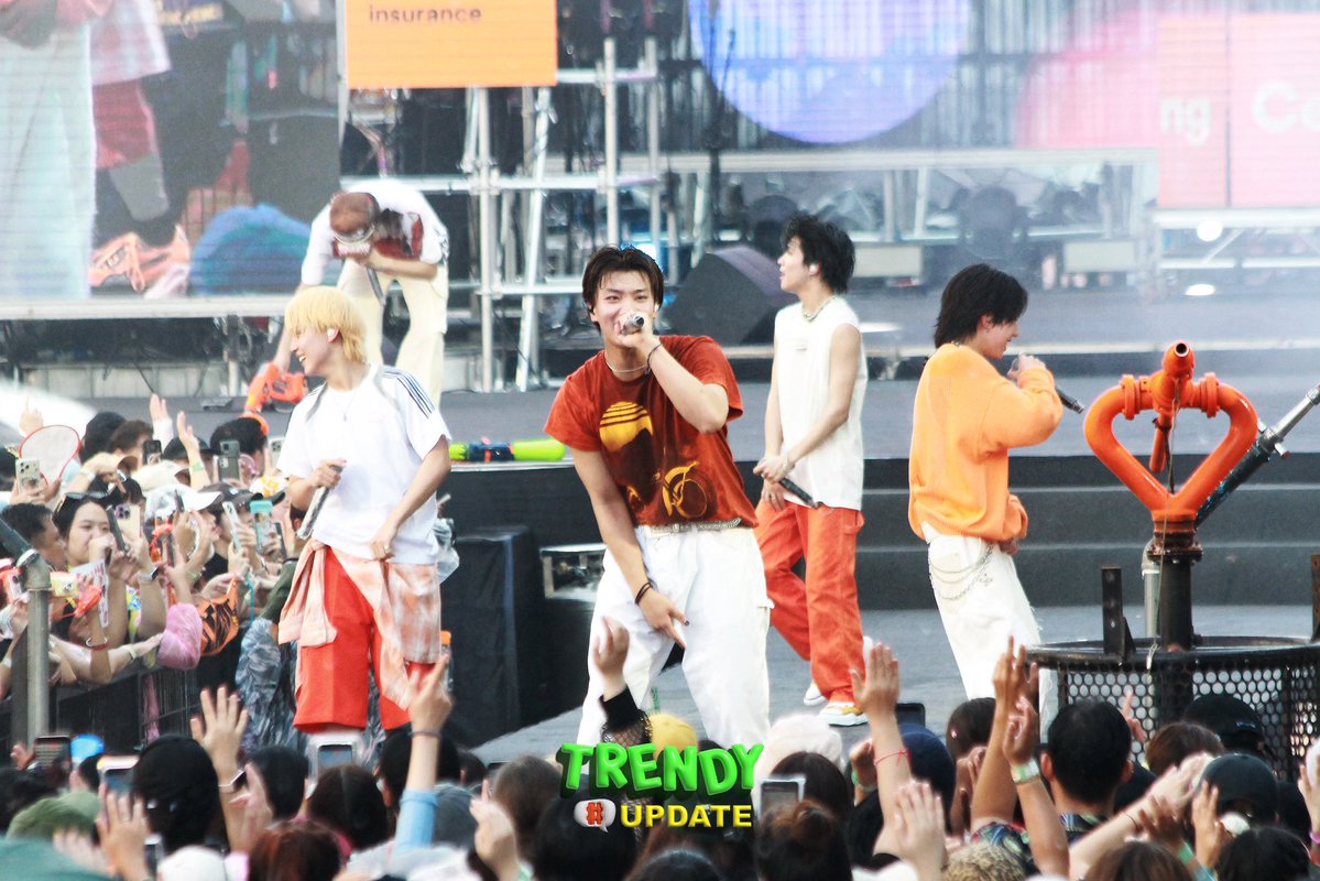 Trendy Update tweet media