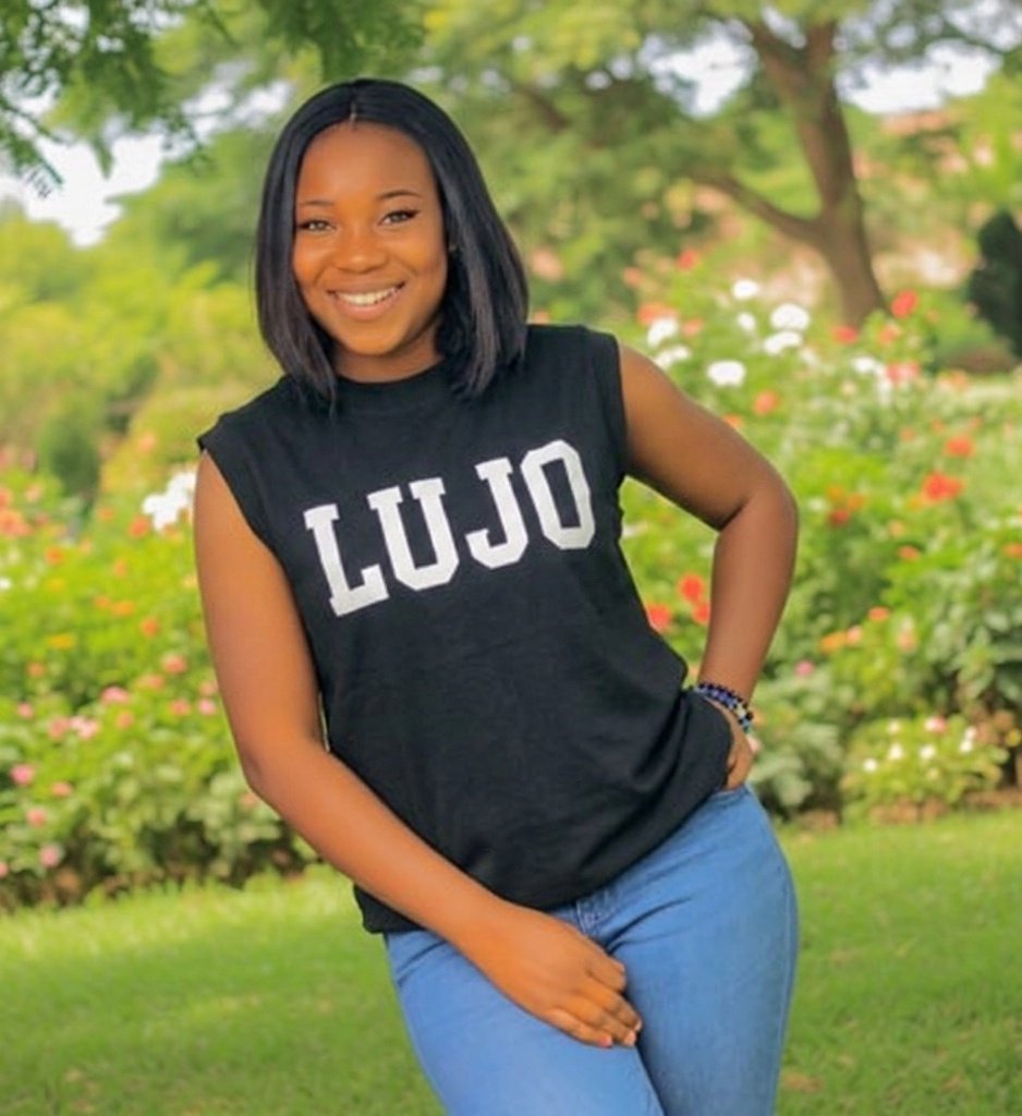 BOlawole8782's tweet photo. U know sabi my oga brand ke?
#lujofc #lujonation #lujocommunity
@unkle_renzoo i love my top thanks for introducing dis new products to us #lujototheworld
@akolawoleire67 @AnikiSteve83216 @bono9999999 @Captain_onfire @Henryobi77 @ayokunle1617 @AlabaIsiak9389 @UncleDee__1 @lujocosmeticsuk
How una see dis top😋❤❤