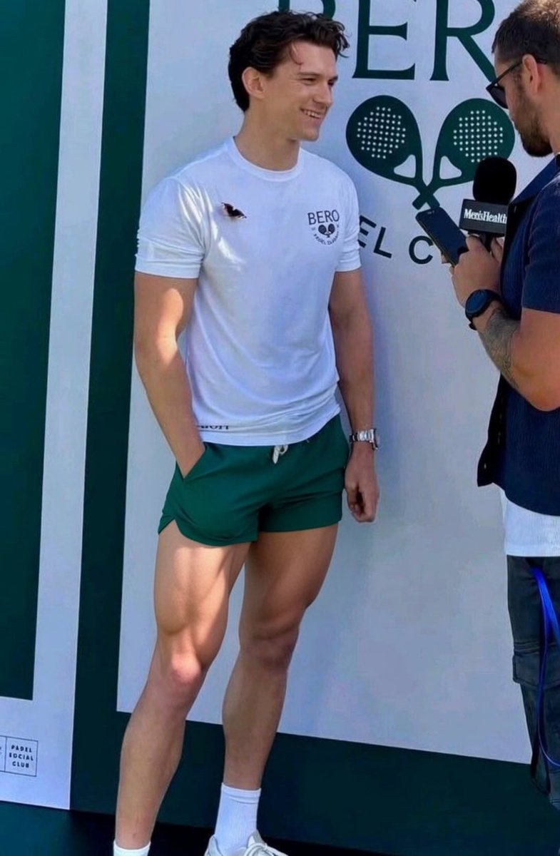 KinkyCallum tweet media