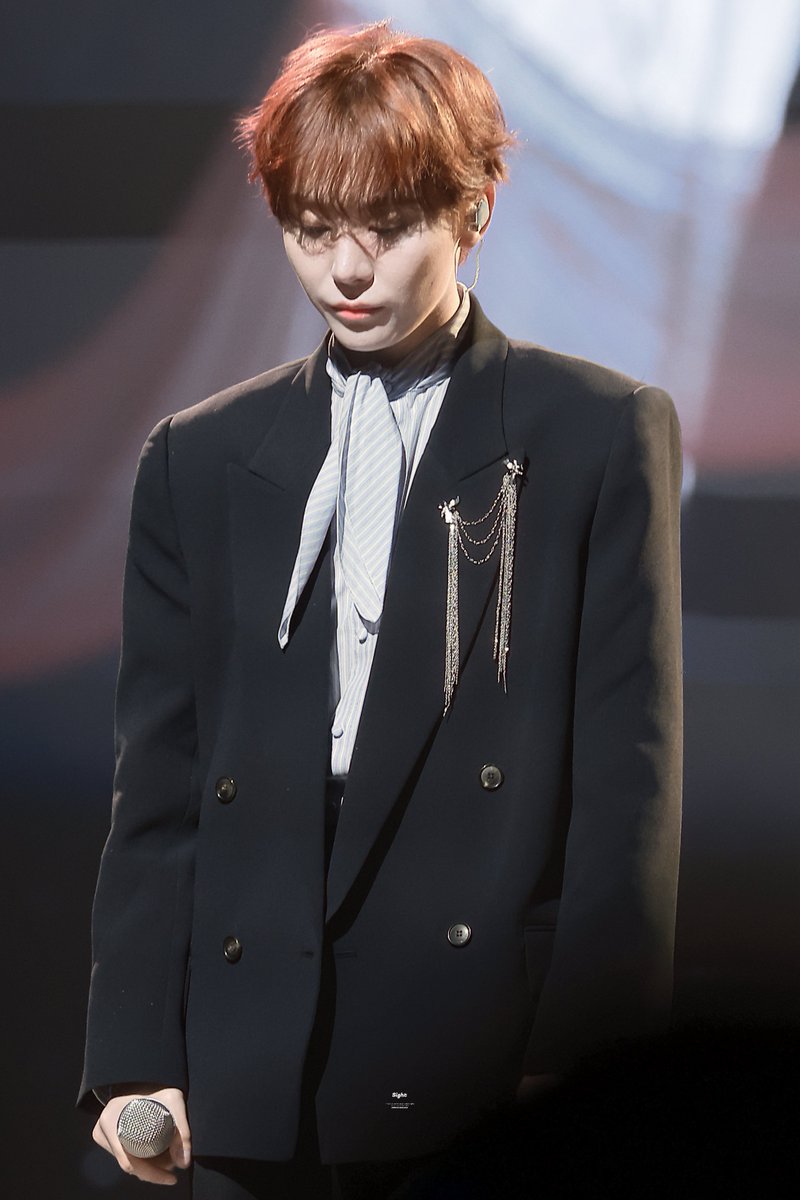 𝑠𝑖𝑔ℎ𝑡 tweet media