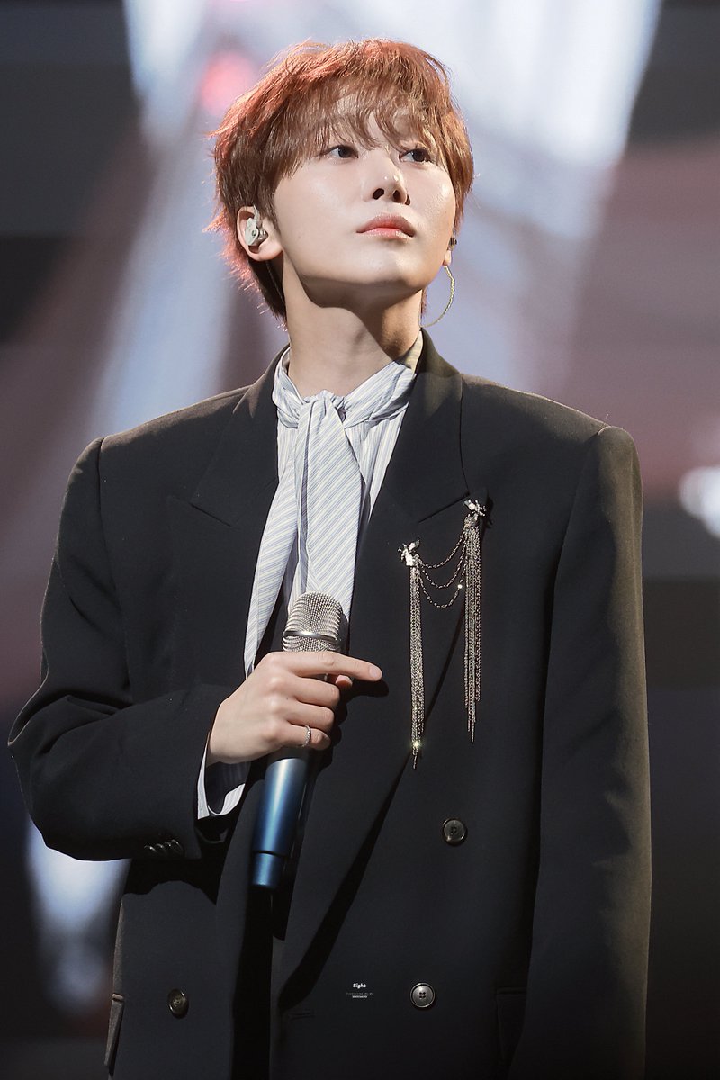 𝑠𝑖𝑔ℎ𝑡 tweet media