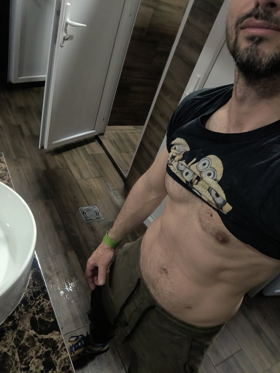 Virtualno tweet media