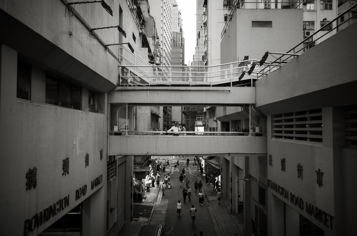 kazuyank's tweet photo. Hong Kong 2025 #44 | https://t.co/yrM8rGyo1K :: Leica M10 Monochrom + Light Lens Lab 28mm F2.8
https://t.co/k9U3r4coBh
香港
#leica #leicam10 #m10monochrome #lightlenslab #周九枚 #香港 #hongkong #streetphotography https://t.co/dLiKSzUkqJ
