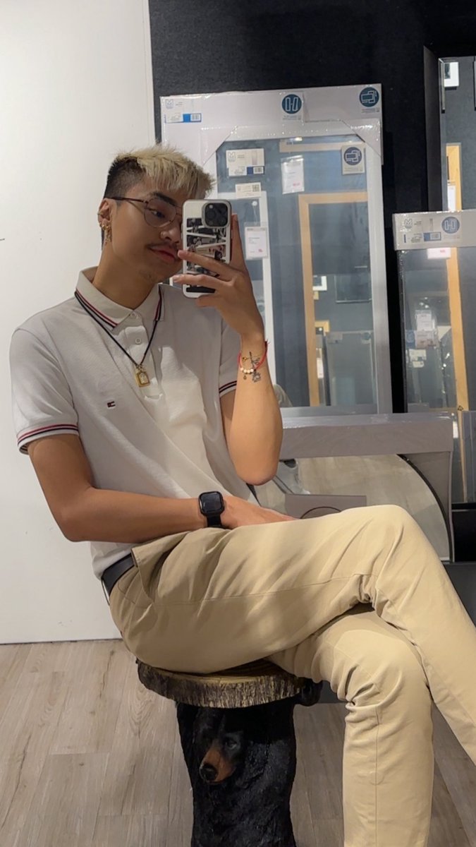 ylBoyfriend's tweet photo. Taking a break from work 🤭���

#gay #work #asian #thai #male #twink #twunk https://t.co/9DvHyDuUYz