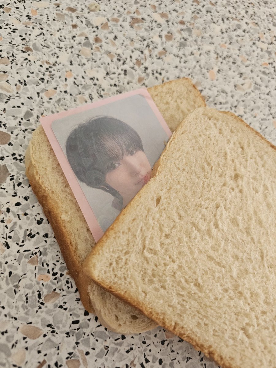 Lau'🍓🐯 tweet media