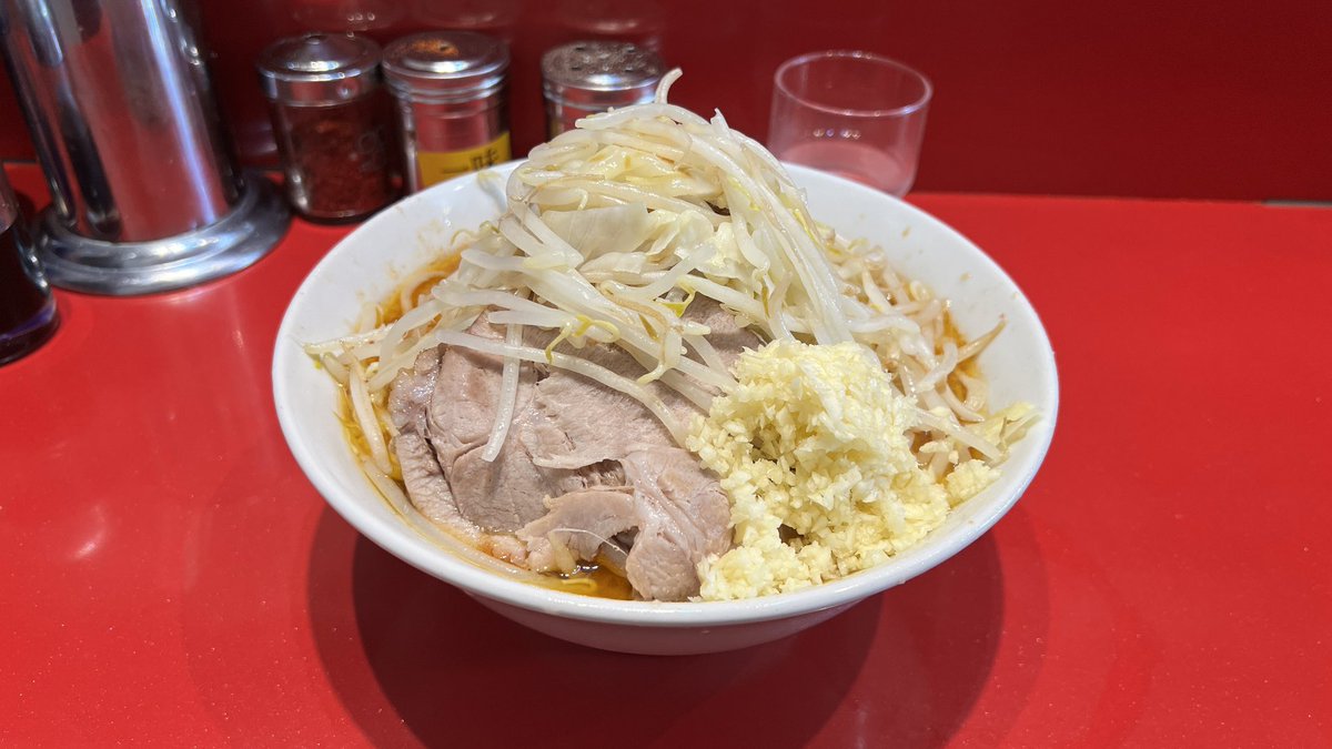 to2thefuture's tweet photo. 2026/04/16 木曜日
ラーメン二郎　西台駅前店へ
小ラーメン　¥990
SK ¥50
炙り　¥100を https://t.co/wYessapvPb