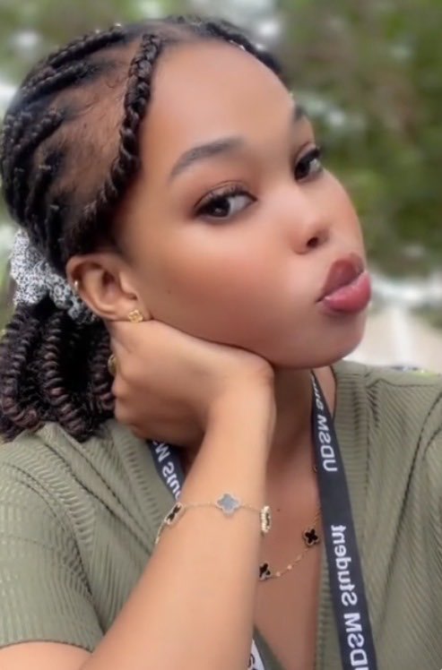 Machoyabundi's tweet photo. Nimeiona hyo video kwa sisi we midude Dem ana kishmo kidogo acheni kuzua taharuki kishmo ni kidogo https://t.co/BhQZcPx0iP